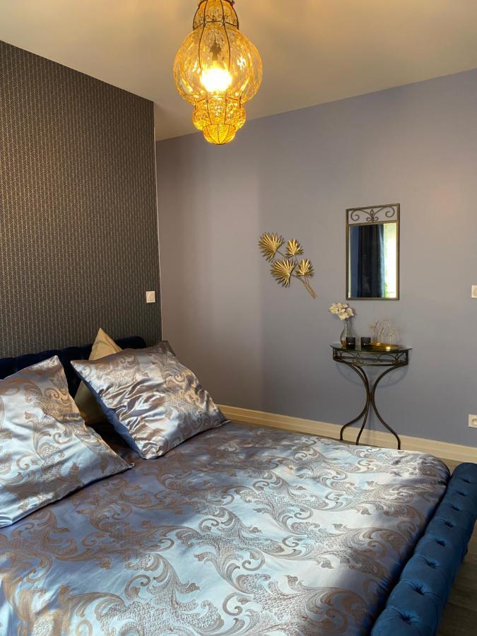 The Splendid View - 8 Personnes Villa Bouillon Bagian luar foto